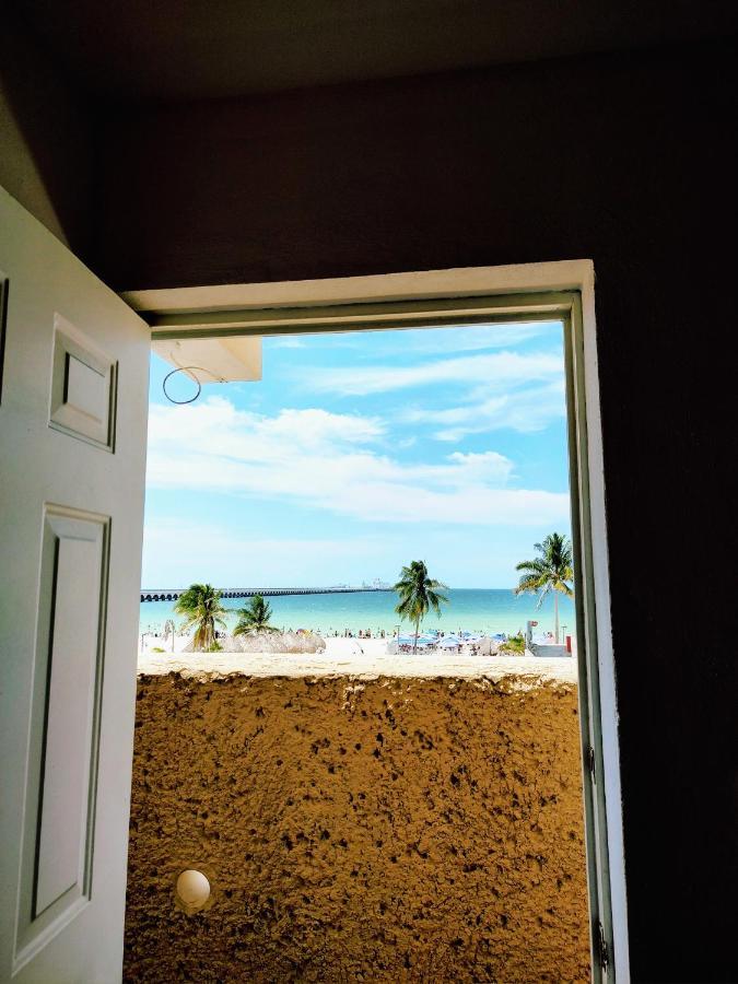 Le Blue Coast Aparthotel Progreso  Exterior photo